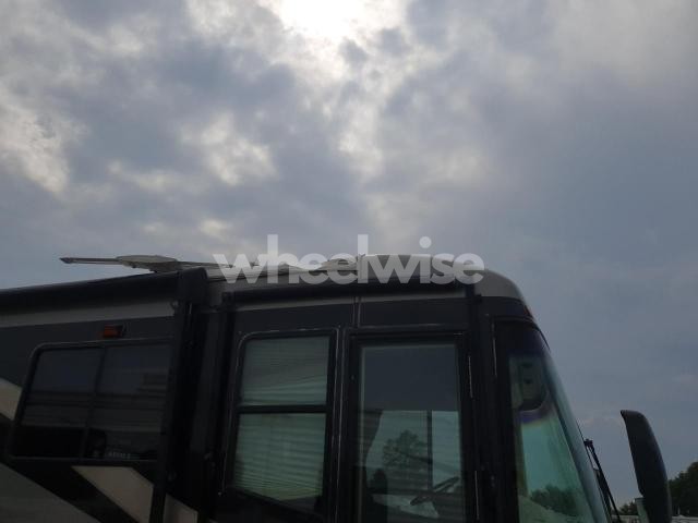 2003 SPARTAN MOTORS MOTORHOME 4VZ N/A (VIN 4VZBN1B913C044456) main photo