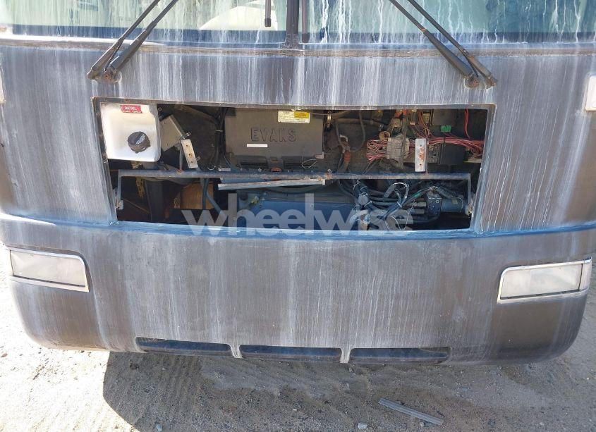 Photo 6 of 2001 Spartan Motors MOTORHOME 4VZ (VIN 4VZBN23971C038338)