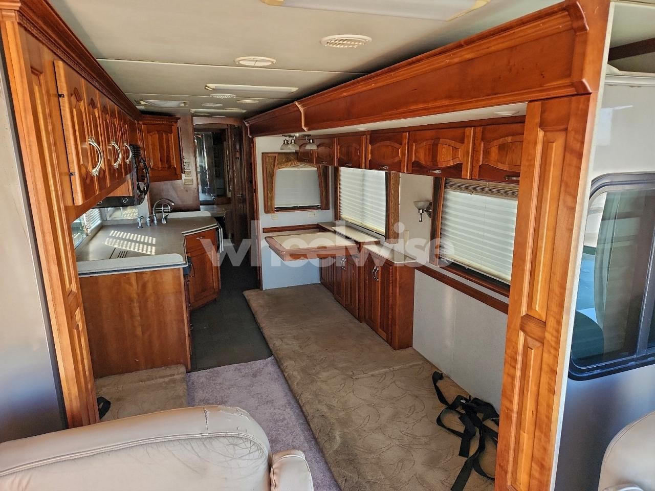 Photo 6 of 2005 NEWMAR MOUNTAIN AIR (VIN 4VZBR1D915C048401)