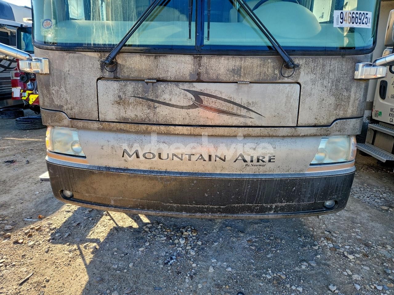 Photo 7 of 2005 NEWMAR MOUNTAIN AIR (VIN 4VZBR1D915C048401)