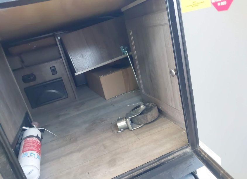 Photo 8 of 2022 Unknown Rockwood (VIN 4X4CFM213ND316494)