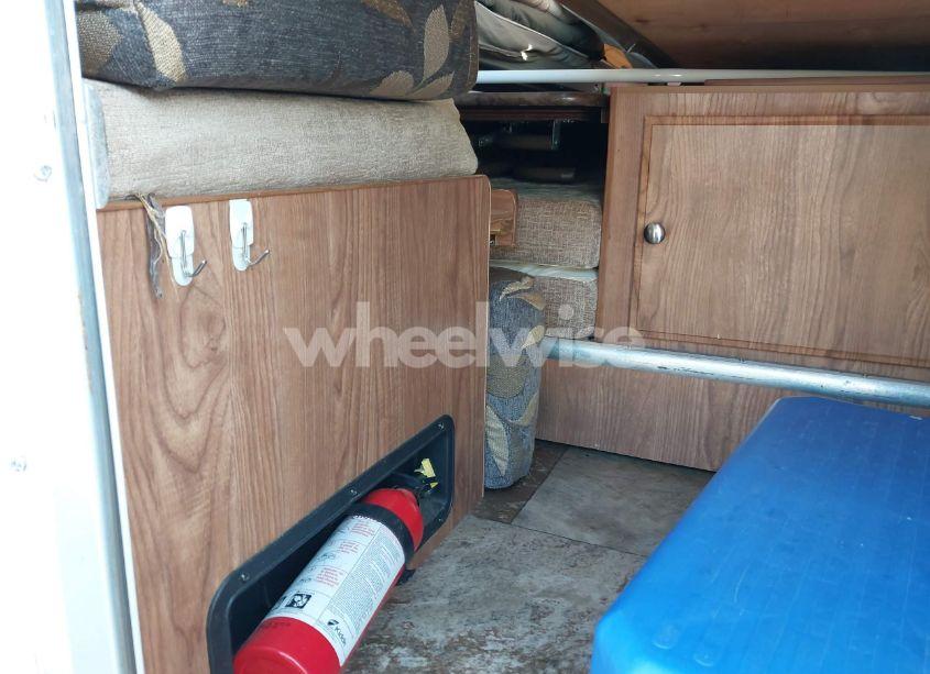 Photo 7 of 2014 Rockwood Camper (VIN 4X4CFM611ED291492)