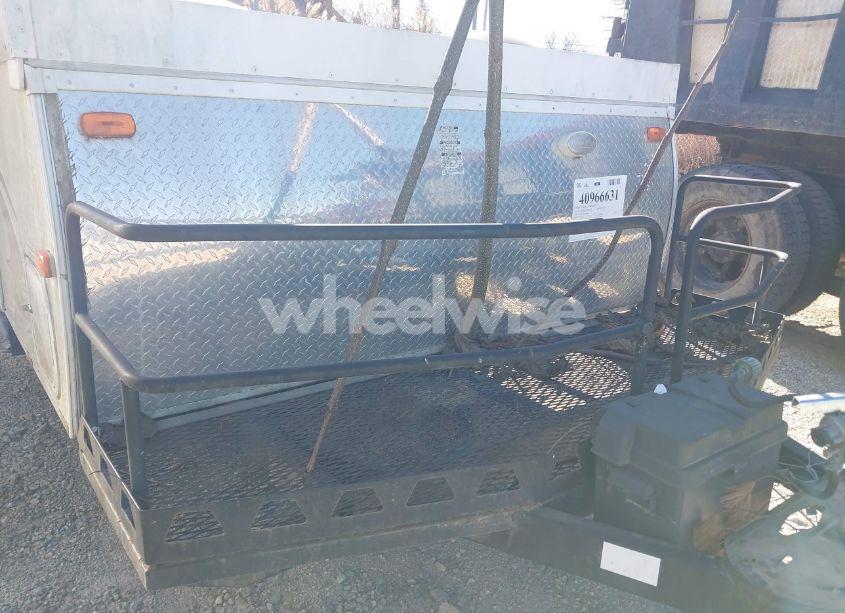 Photo 6 of 2013 Forest River ROCKWOOD (VIN 4X4CPR714DD286018)