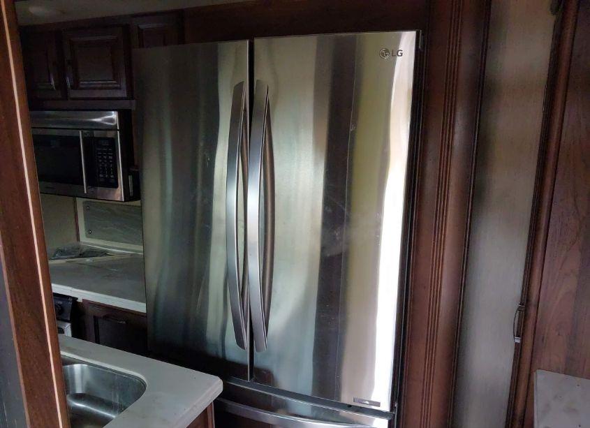 Photo 14 of 2017 Palo Columbus F384RD (VIN 4X4FCMP24H6007214)