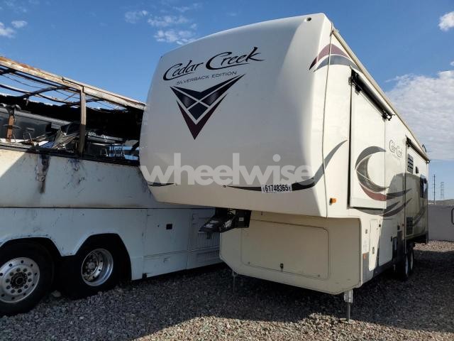 Photo 3 of 2021 FORESRIVER CEDAR CREE N/A (VIN 4X4FCRE24MS225204)