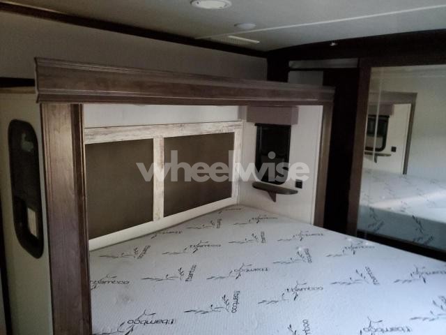 Photo 8 of 2021 FORESRIVER CEDAR CREE N/A (VIN 4X4FCRE24MS225204)