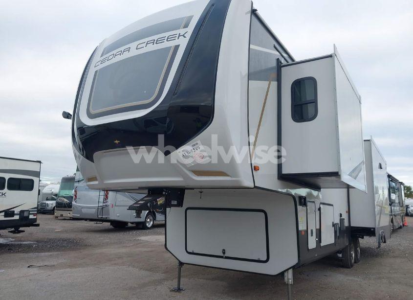 Photo 2 of 2022 Cedar Creek OTHER (VIN 4X4FCRL2XNS229617)