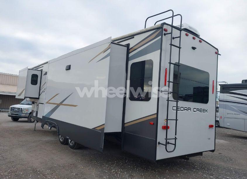 Photo 3 of 2022 Cedar Creek OTHER (VIN 4X4FCRL2XNS229617)