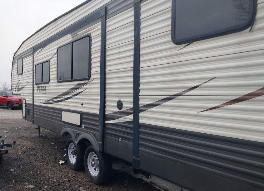 Photo 3 of 2016 Palomino Other N/A (VIN 4X4FPUF27GP061315)