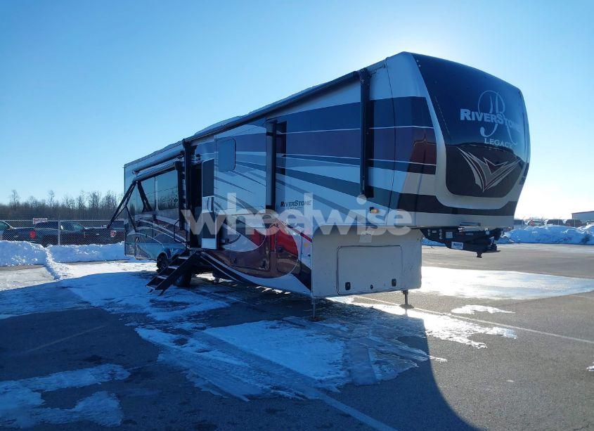 2022 Forest River RIVERSTONE 39RKFB (VIN 4X4FRSR24N0002822) main photo