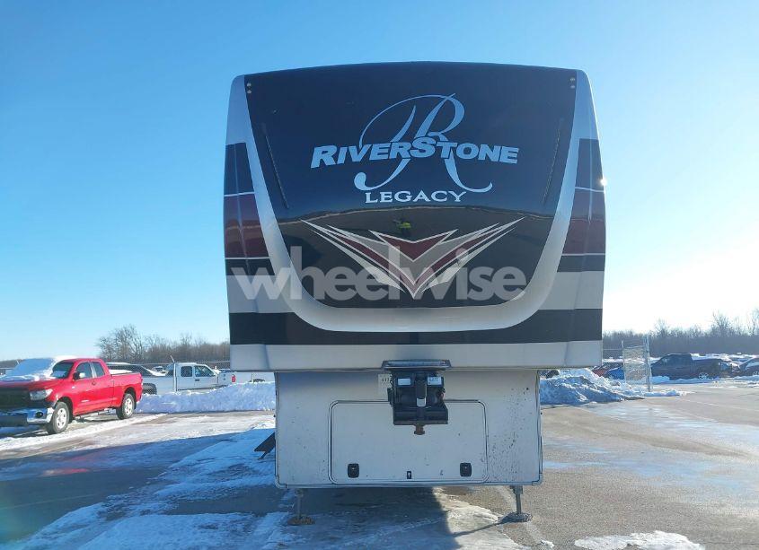 Photo 10 of 2022 Forest River RIVERSTONE 39RKFB (VIN 4X4FRSR24N0002822)