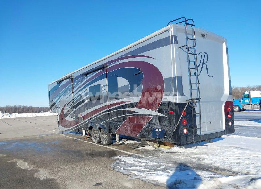 Photo 3 of 2022 Forest River RIVERSTONE 39RKFB (VIN 4X4FRSR24N0002822)