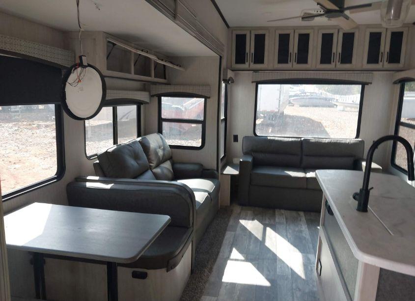 Photo 16 of 2022 Forest River SANDPIPER (VIN 4X4FSAN22NJ044839)