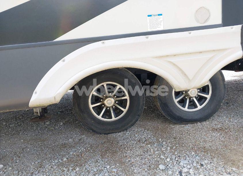 Photo 7 of 2017 5th Wheel OTHER (VIN 4X4FSAP24HJ034248)