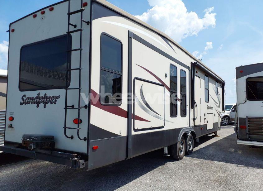 Photo 4 of 2018 Sandpiper 41ft N/A (VIN 4X4FSAP2XJJ036947)