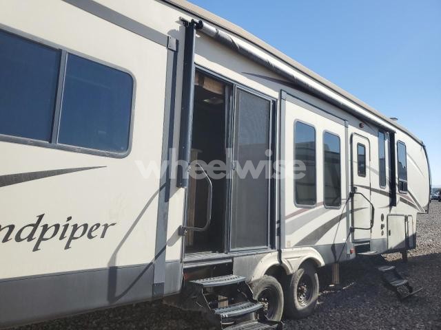 Photo 3 of 2017 FOREST RIVER SANDPIPER - RV N/A (VIN 4X4FSAR21HJ034530)