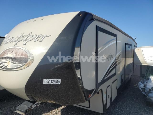 Photo 5 of 2017 FOREST RIVER SANDPIPER - RV N/A (VIN 4X4FSAR21HJ034530)