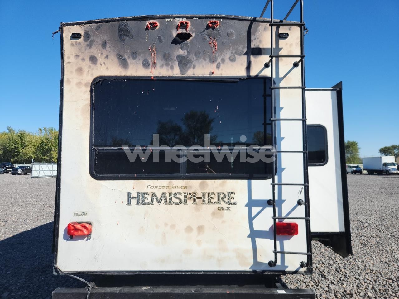 Photo 9 of 2018 FOREST RIVER HEMISPHERE 337FBAR (VIN 4X4FSBK29JV005307)