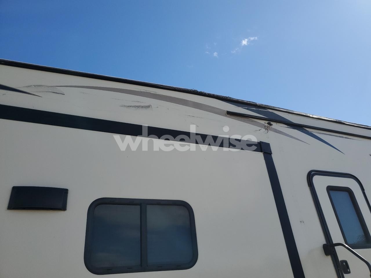 Photo 9 of 2018 WILDWOOD HEMISPHERE (VIN 4X4FSBN2XJV004744)