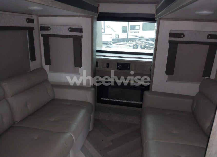 Photo 5 of 2021 Forest River SALEM HEMISPHERE (VIN 4X4FSBP28MV008809)