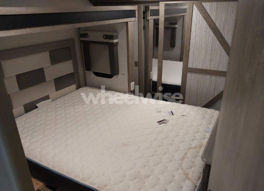 Photo 17 of 2021 Forest River WILDWOOD TRAVEL TRAILER (VIN 4X4FWBM27MV705557)