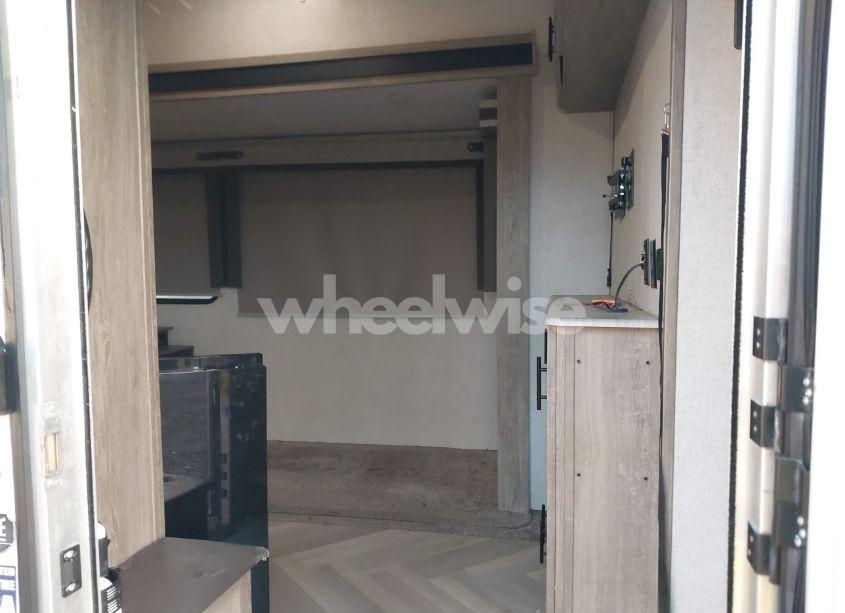 Photo 5 of 2021 Forest River WILDWOOD TRAVEL TRAILER (VIN 4X4FWBM27MV705557)