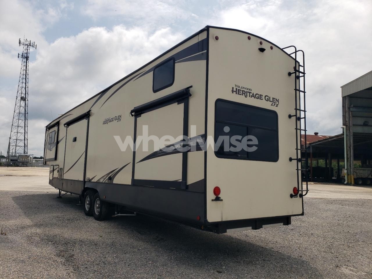 Photo 3 of 2020 FORESRIVER HERITAGE (VIN 4X4FWBP24LV702982)