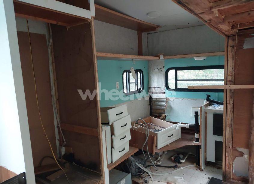 Photo 11 of 2001 Wildwood Other (VIN 4X4FWDC291B038212)