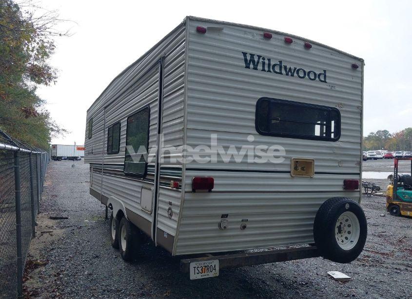 Photo 3 of 2001 Wildwood Other (VIN 4X4FWDC291B038212)