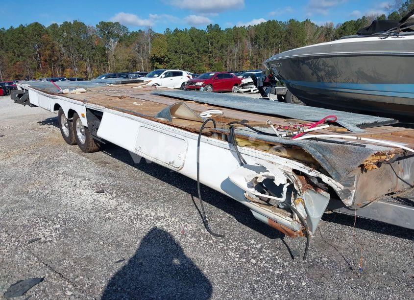 Photo 6 of 2001 Forest River OTHER (VIN 4X4TCAJ261G076187)