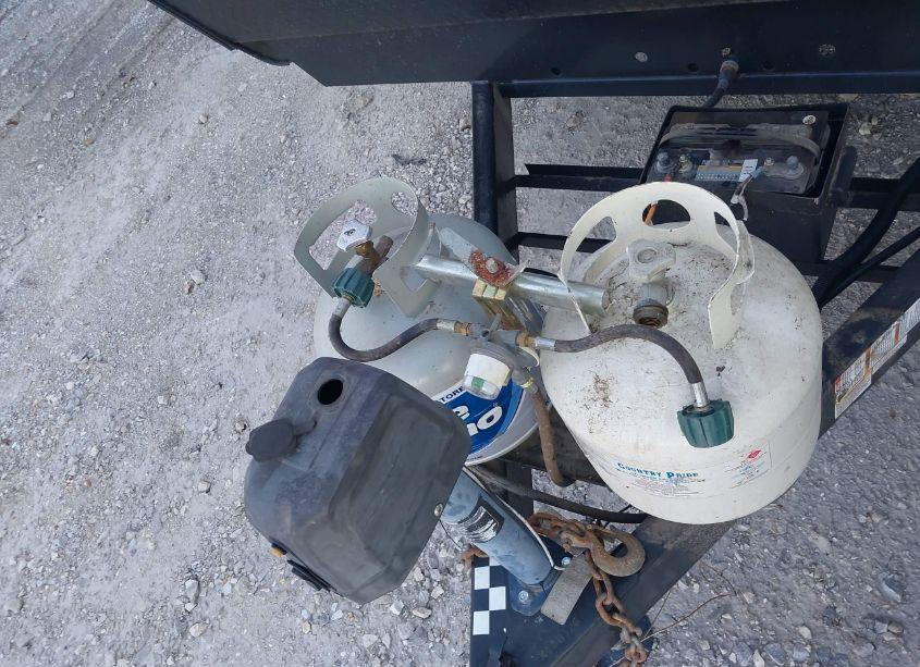 Photo 10 of 2019 Forest River CHEROKEE LIMITED TRAVEL TRAILER (VIN 4X4TCKB24KX138126)