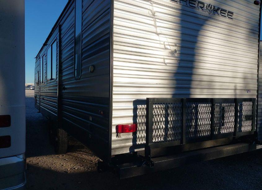 Photo 3 of 2019 Forest River CHEROKEE LIMITED TRAVEL TRAILER (VIN 4X4TCKB24KX138126)