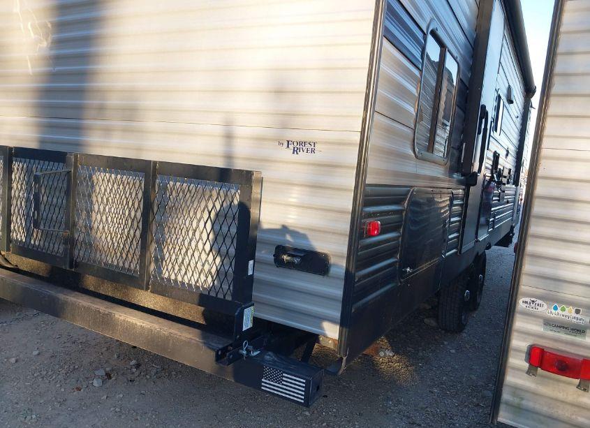 Photo 4 of 2019 Forest River CHEROKEE LIMITED TRAVEL TRAILER (VIN 4X4TCKB24KX138126)
