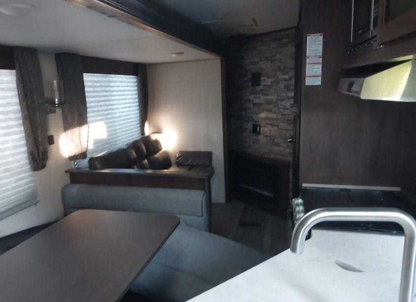 Photo 8 of 2019 Forest River CHEROKEE LIMITED TRAVEL TRAILER (VIN 4X4TCKB24KX138126)
