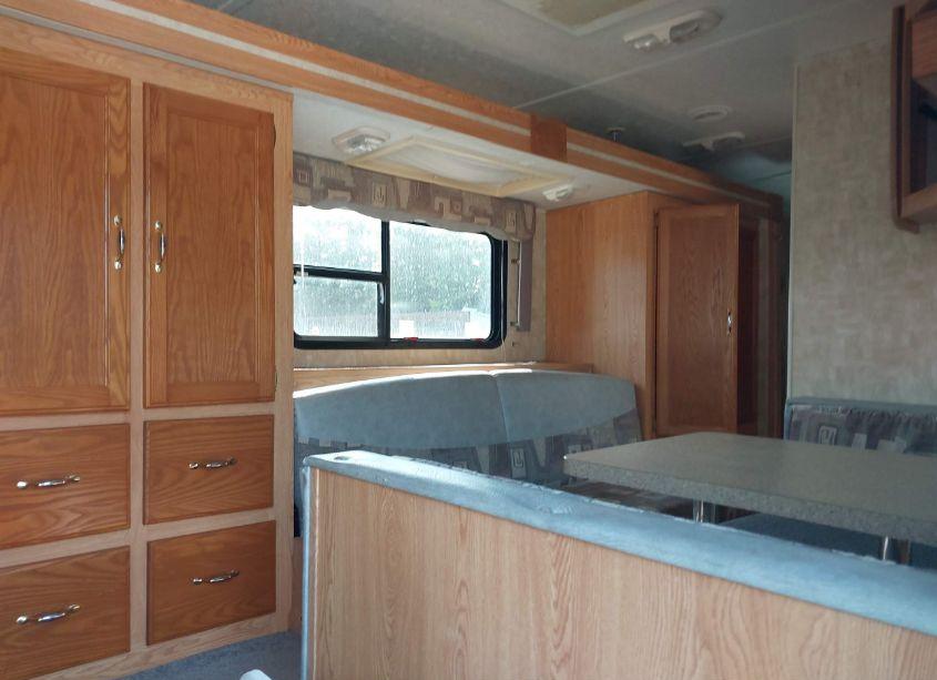 Photo 5 of 2008 Forest River 26K CHEROKEE (VIN 4X4TCKB258X107394)