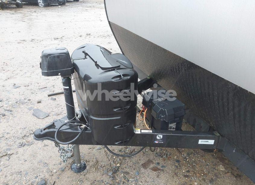 Photo 10 of 2020 Forest River RV CHEROKEE GREY WOLF M (VIN 4X4TCKB29LK062773)