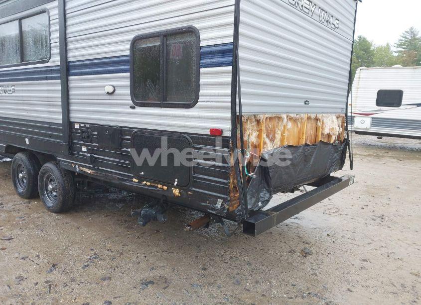 Photo 6 of 2020 Forest River RV CHEROKEE GREY WOLF M (VIN 4X4TCKB29LK062773)