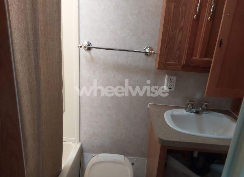 Photo 7 of 2006 Forest River CHEROKEE (VIN 4X4TCKC276P096412)