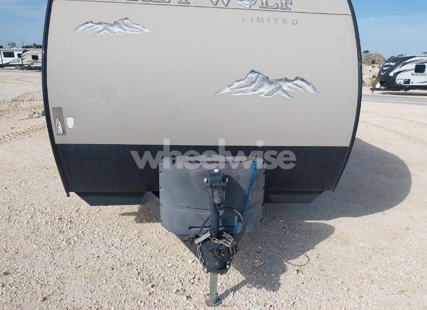 Photo 10 of 2016 Forest River 23DBH (VIN 4X4TCKY21GK031627)