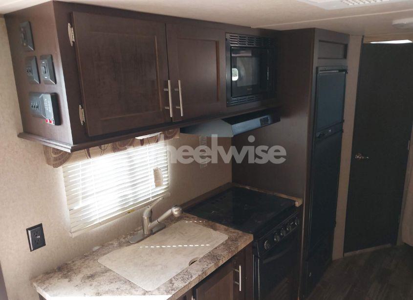 Photo 12 of 2016 Forest River 23DBH (VIN 4X4TCKY21GK031627)