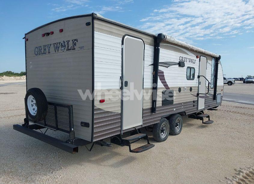 Photo 4 of 2016 Forest River 23DBH (VIN 4X4TCKY21GK031627)