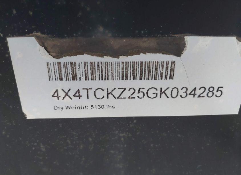 Photo 9 of 2016 Forest River GREY WOLF CASCADE SERIES M-24 (VIN 4X4TCKZ25GK034285)