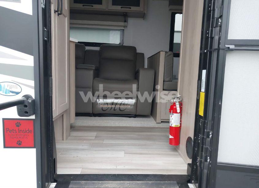 Photo 5 of 2024 Flagstaff Super LITE 26FKBS (VIN 4X4TFLB23RZ190133)