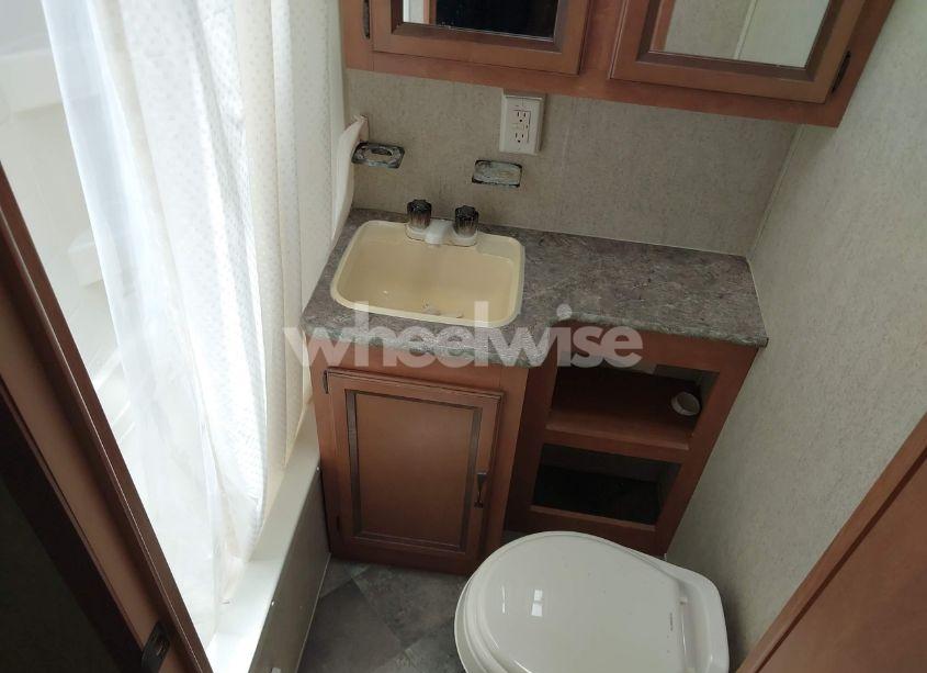 Photo 13 of 2016 Forest River PUMA 30DBSS (VIN 4X4TPUF22GP057627)