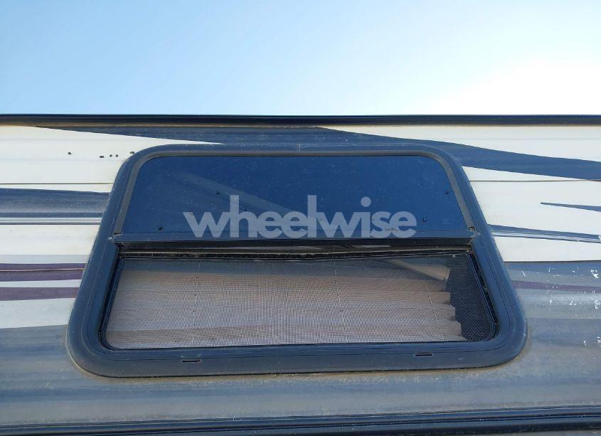 Photo 11 of 2015 Palomino Other N/A (VIN 4X4TPUH21FP052317)