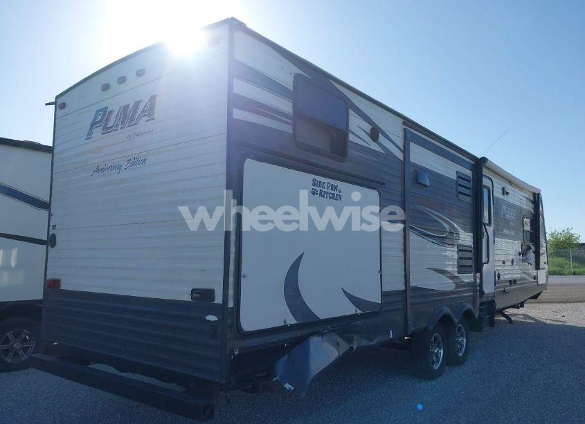 Photo 4 of 2015 Palomino Other N/A (VIN 4X4TPUH21FP052317)