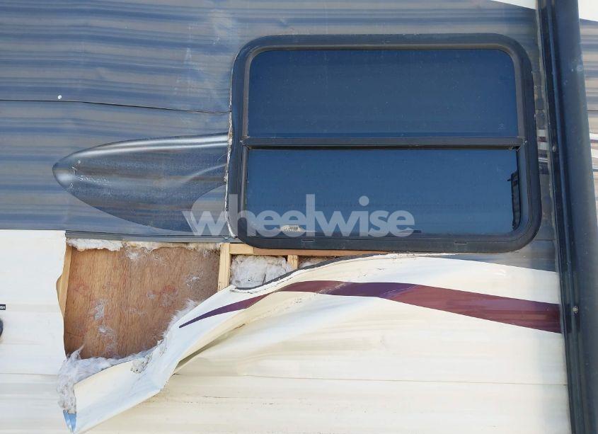 Photo 6 of 2015 Palomino Other N/A (VIN 4X4TPUH21FP052317)