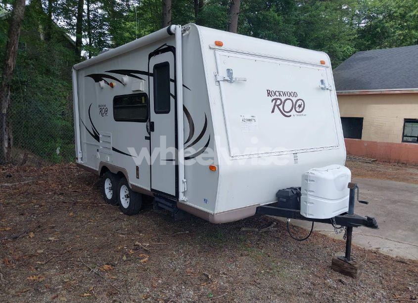 2011 Rockwood Roo 183 TRAVEL TRAILER (VIN 4X4TRLT29BD109564) main photo