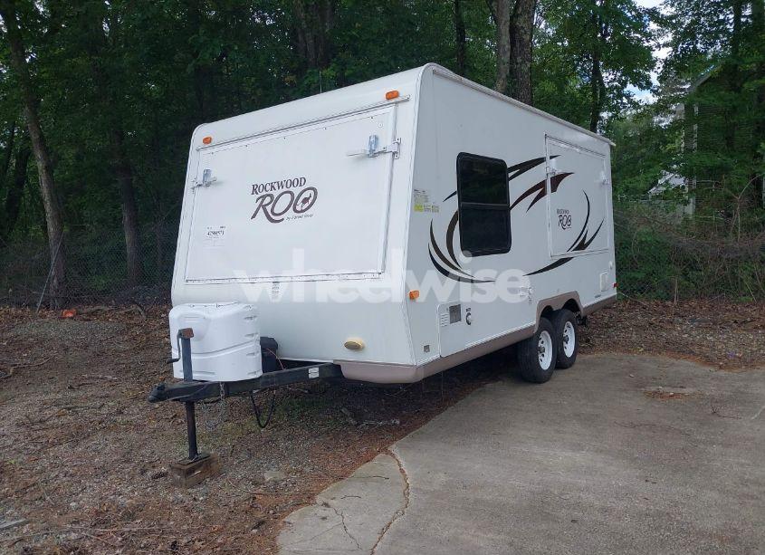 Photo 2 of 2011 Rockwood Roo 183 TRAVEL TRAILER (VIN 4X4TRLT29BD109564)