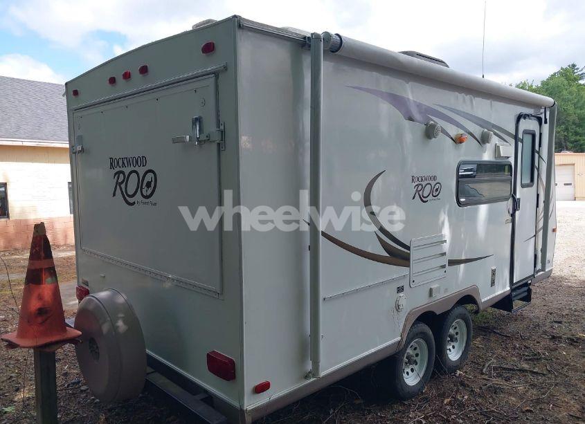 Photo 4 of 2011 Rockwood Roo 183 TRAVEL TRAILER (VIN 4X4TRLT29BD109564)